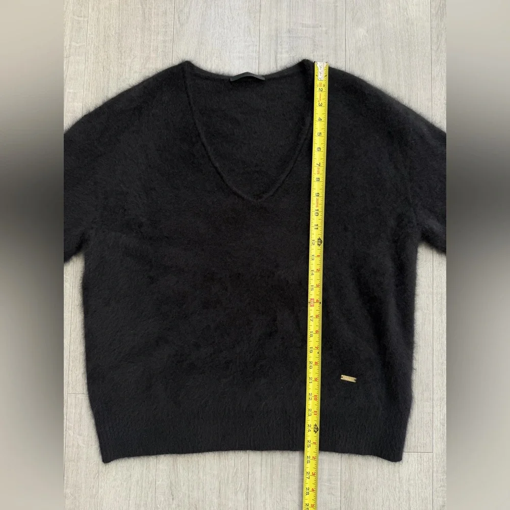 MO&Co. Wool Deep V-Neck Loose Sweater Black Minimalist Size M